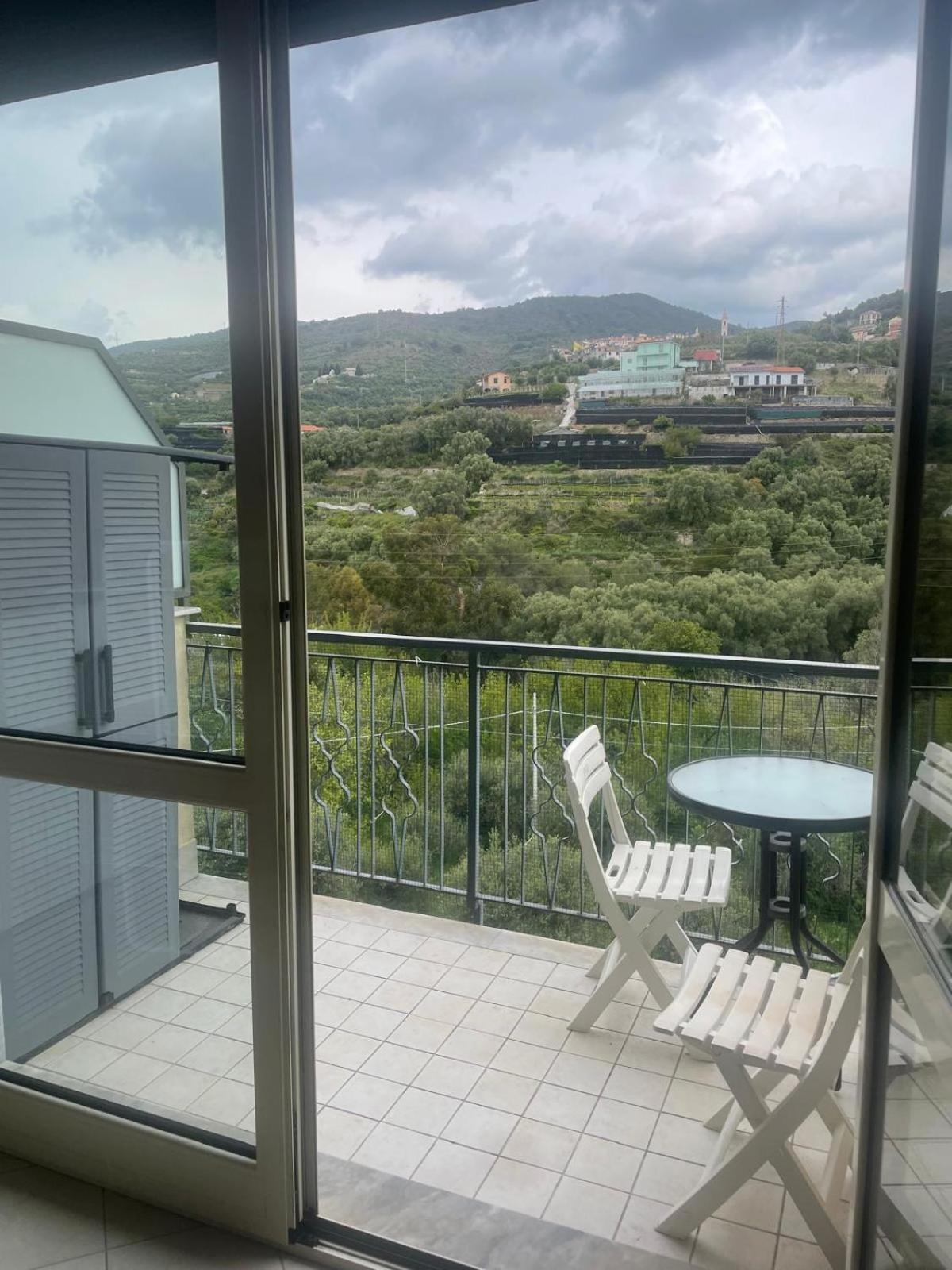 Home Mome Terzorio Buitenkant foto